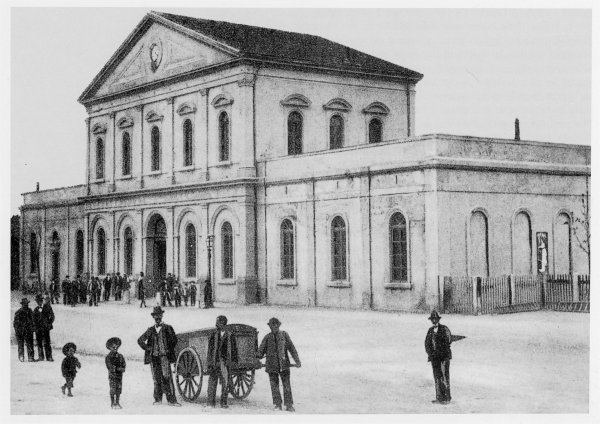 La stazione di Teramo, da un'immagine di fine '800