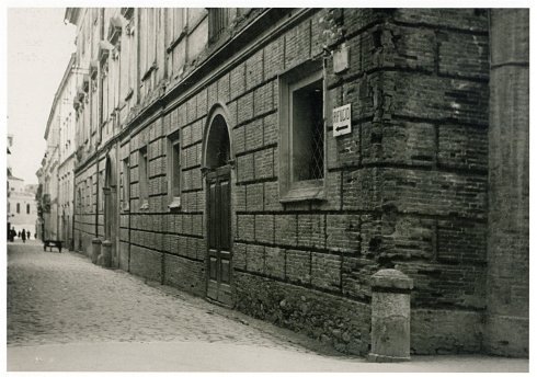 Palazzo Dèlfico, fronte su via M. Dèlfico (anni Quaranta)