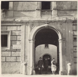 Ingresso Palazzo Dèlfico 1943-1944 ca.