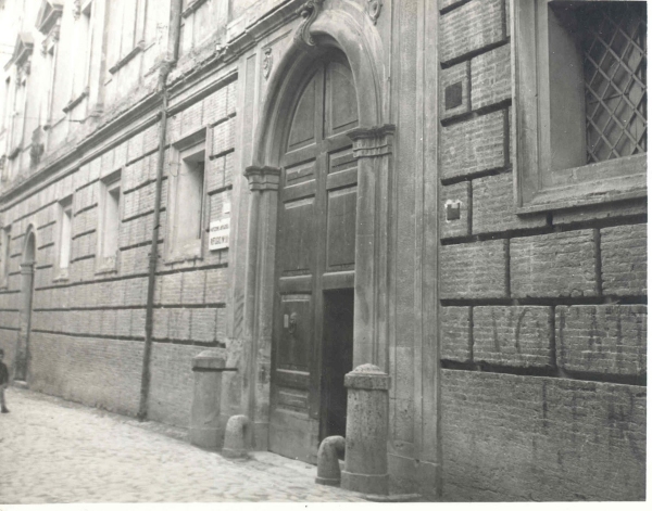 Ingresso Palazzo Dèlfico 1942-1943 ca.