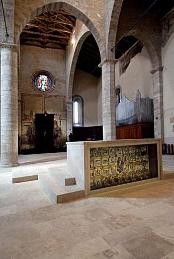 Interno della Cattedrale di Teramo